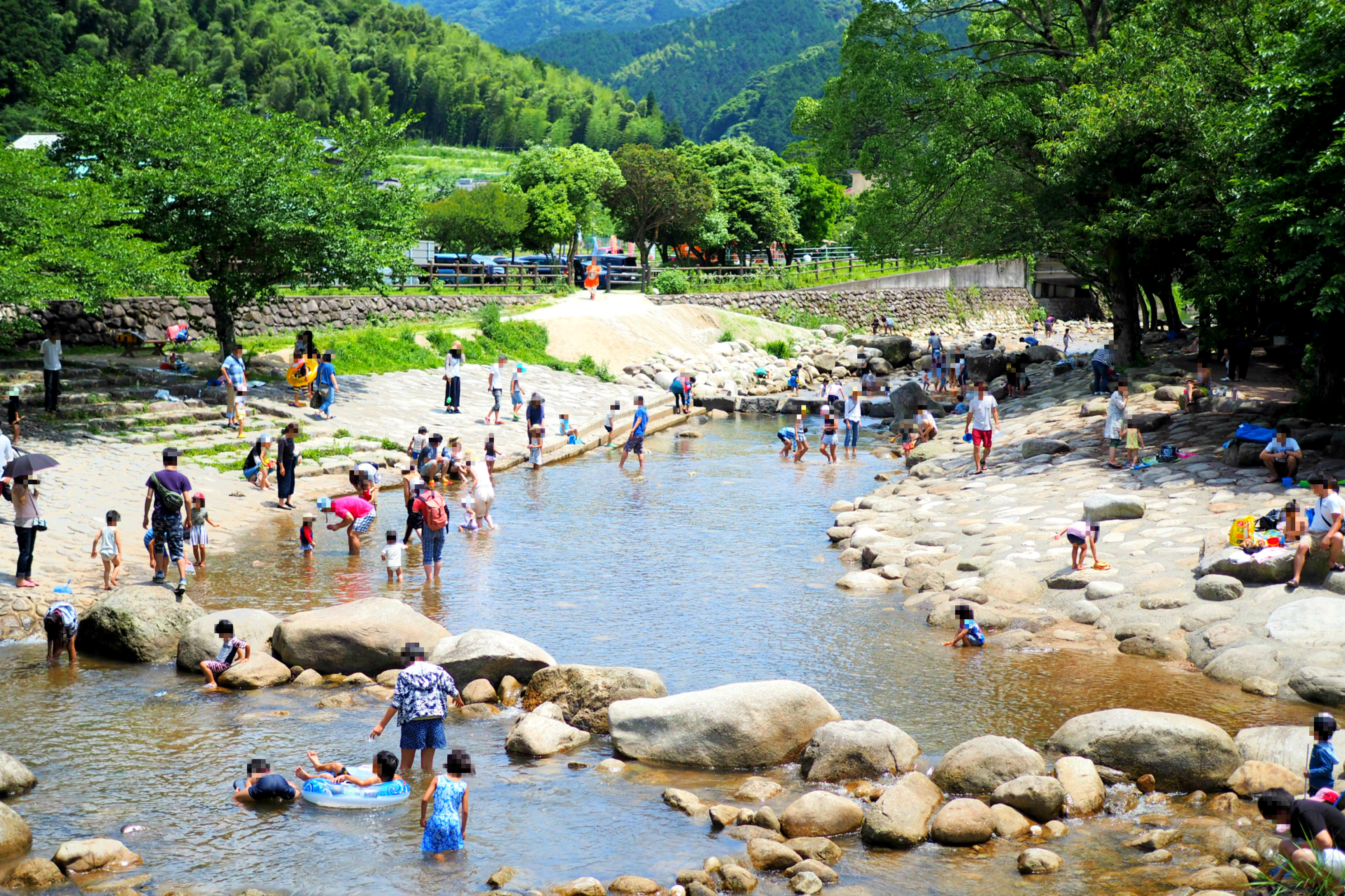 小さな子供でも楽しめる福岡の川遊びスポット 中ノ島公園 那珂川町 福岡touch